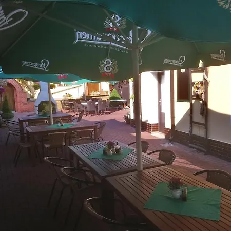 Guest house Restaurace-pension-vinarstvi U Stastnych *