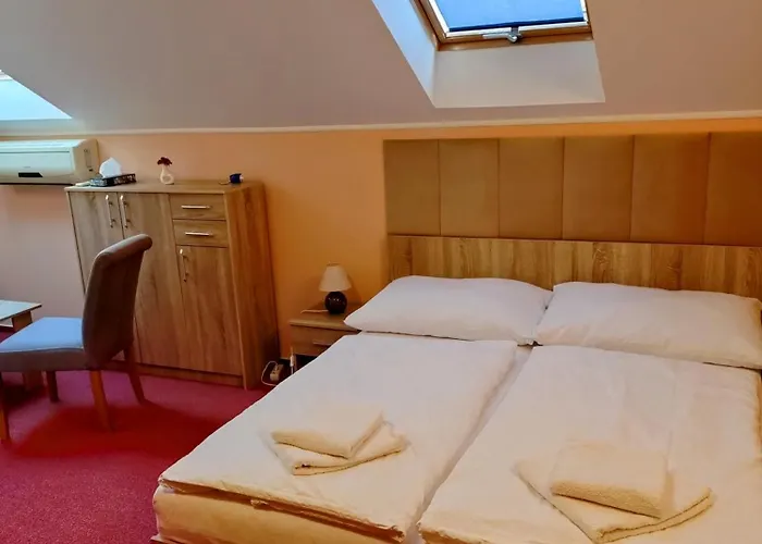 Restaurace-pension-vinařství U šťastných Mistrin